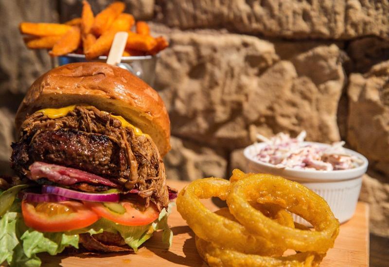 فندق The Old Fourpenny