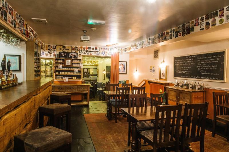 فندق The Old Fourpenny