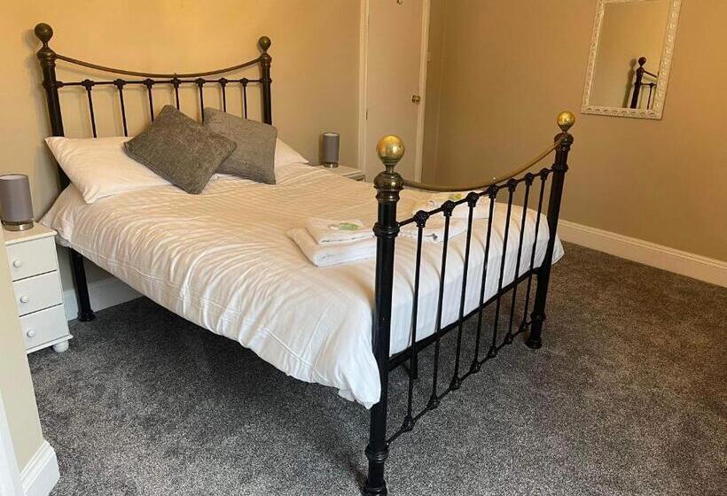 Hotelli The Seven Stars