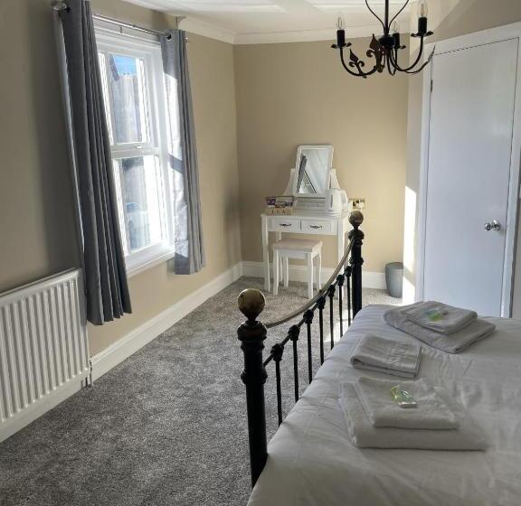 Hotelli The Seven Stars