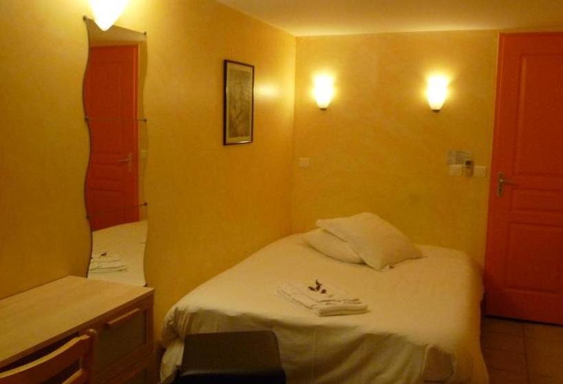 בית מלון כפרי Auberge Villa Montaleigne