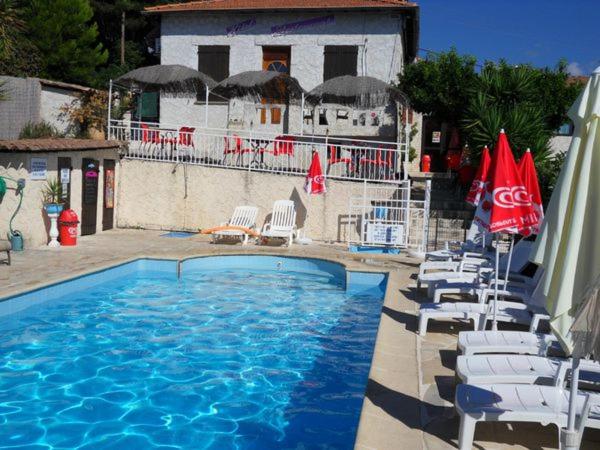 בית מלון כפרי Auberge Villa Montaleigne