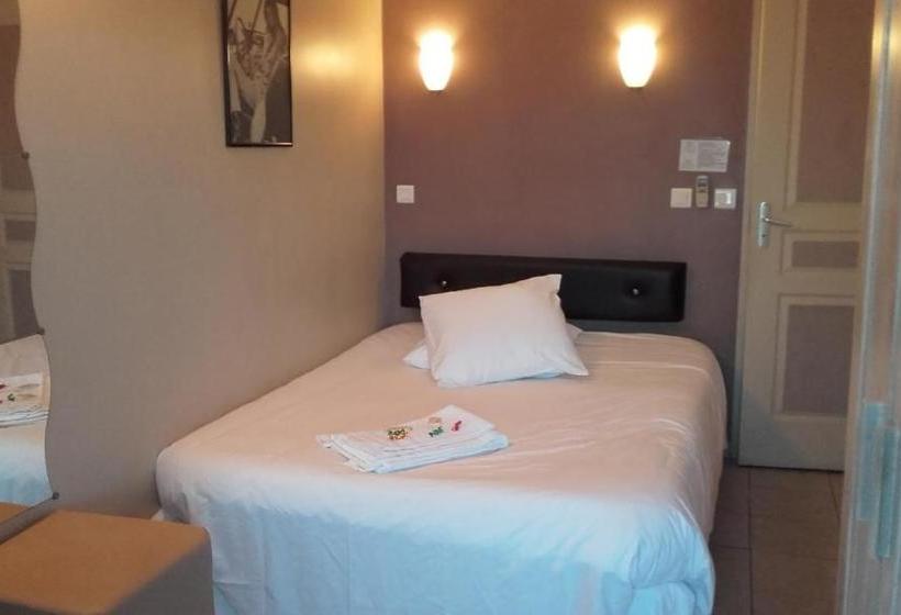 בית מלון כפרי Auberge Villa Montaleigne