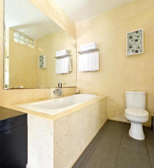 J & J Bali Villas  Seminyak