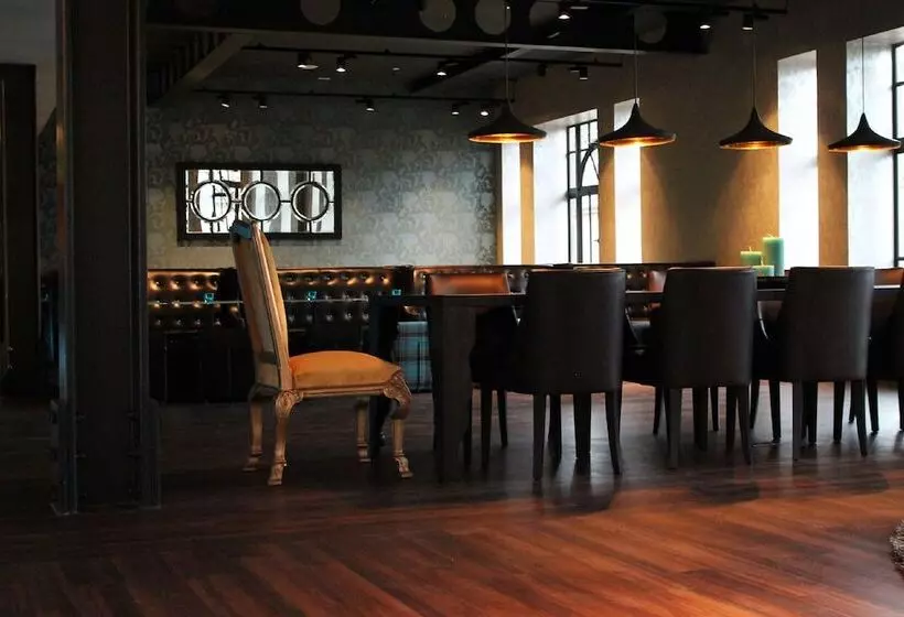 Motel One Edinburgh Princes