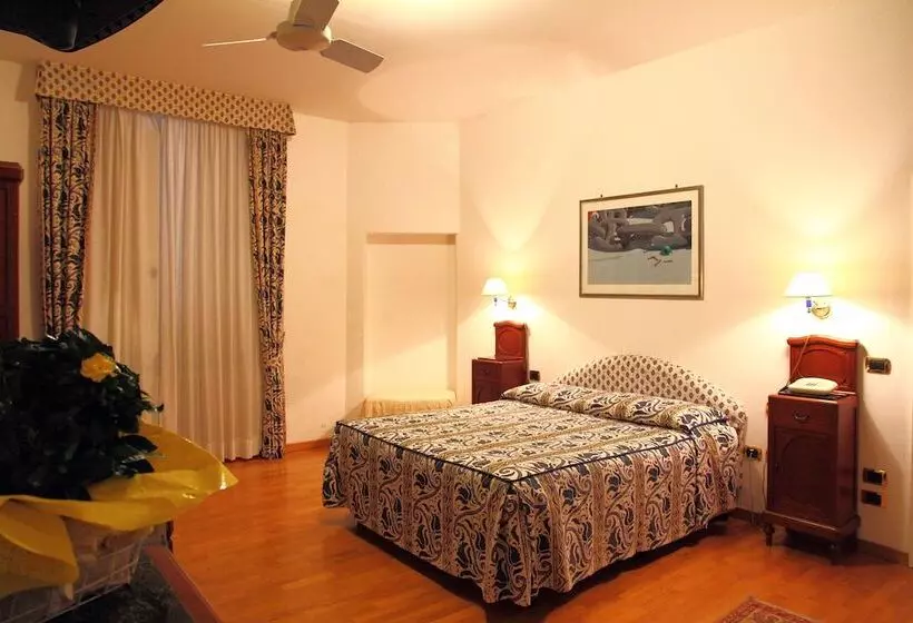 ホテル Albergo Italia