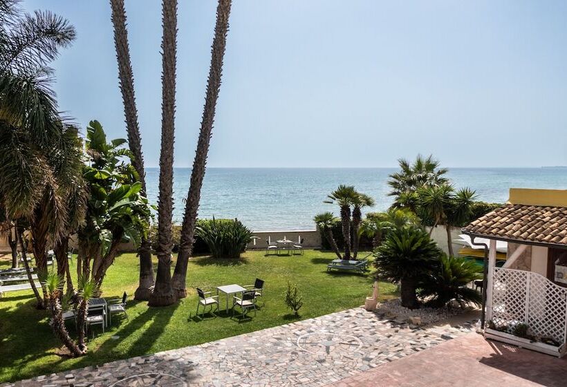 فندق B&b La Terrazza Sul Mare