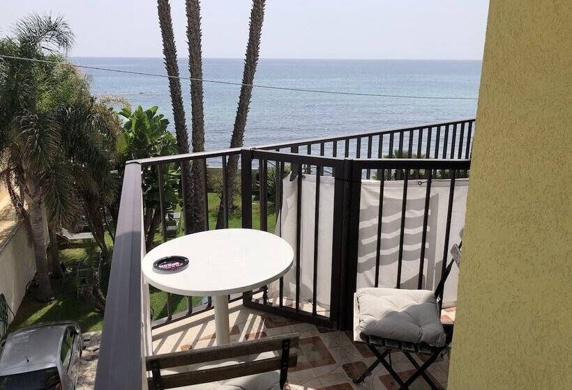 فندق B&b La Terrazza Sul Mare