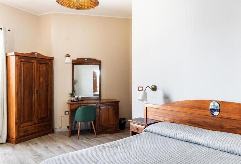 فندق B&b La Terrazza Sul Mare