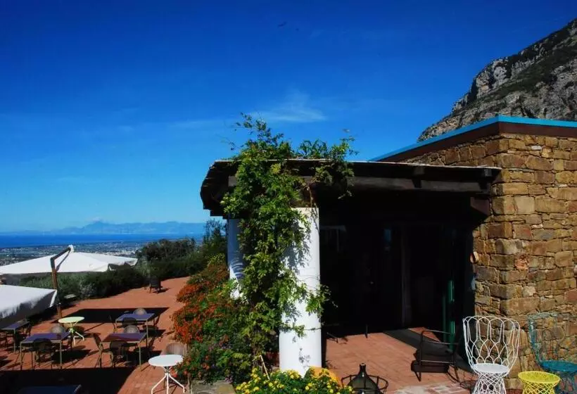 Hotelli Borgo La Pietraia