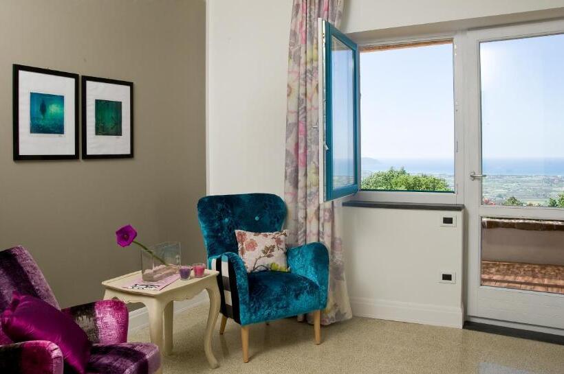 בית מלון כפרי Borgo La Pietraia