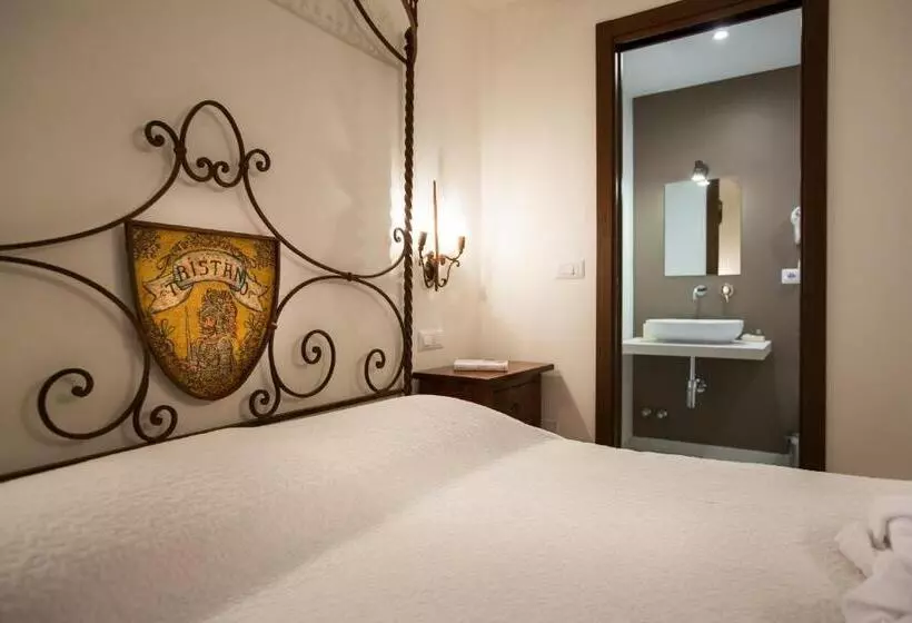 هتل Borgo Medievale
