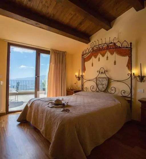 هتل Borgo Medievale