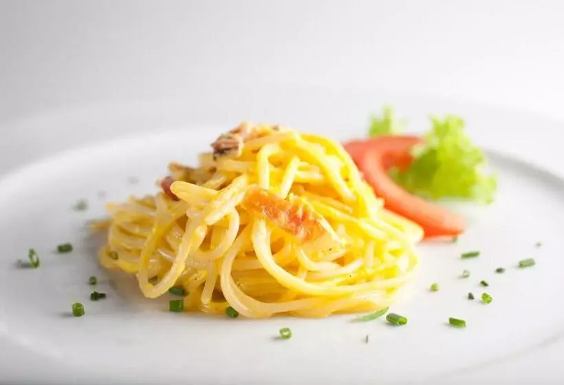 ホテル Brunnerhof Klausen Chiusa