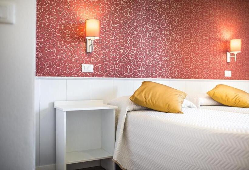 ホテル Capanna D Oro