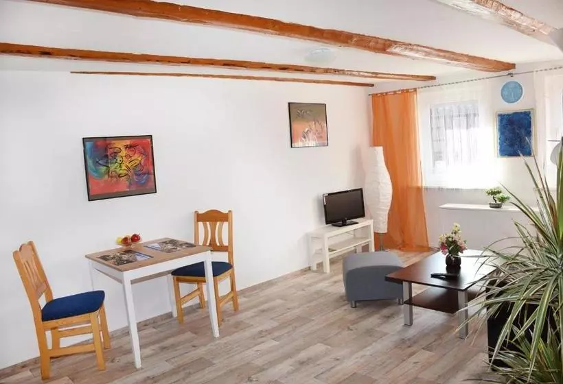 هتل Ferienwohnung Langelsheim