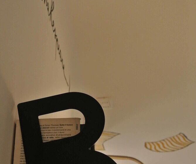 Hotel Gogol Ostello & Caftè Letterario   Hostel