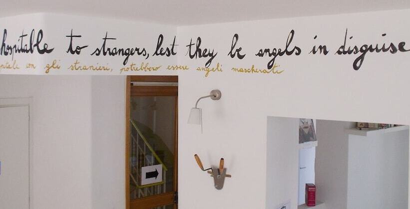 Hotel Gogol Ostello & Caftè Letterario   Hostel