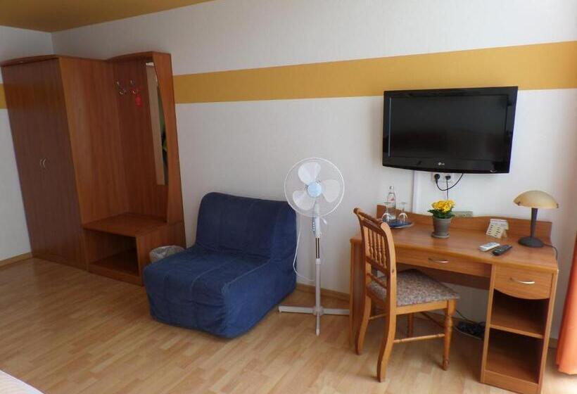 בית מלון כפרי Heuschober