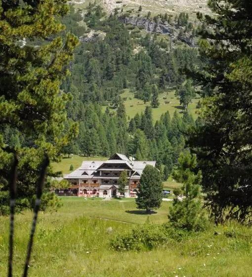 ホテル Hohe Gaisl