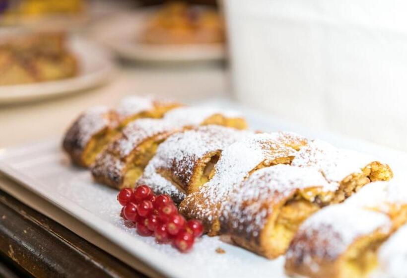 Отель Hohe Gaisl