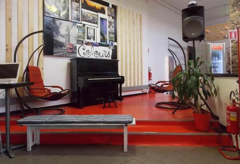 호텔 Hostel Colours