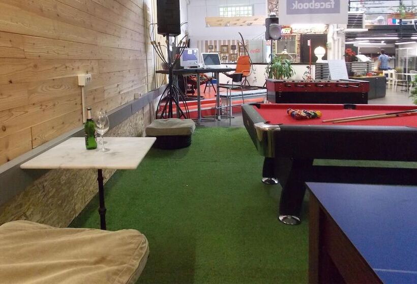 호텔 Hostel Colours