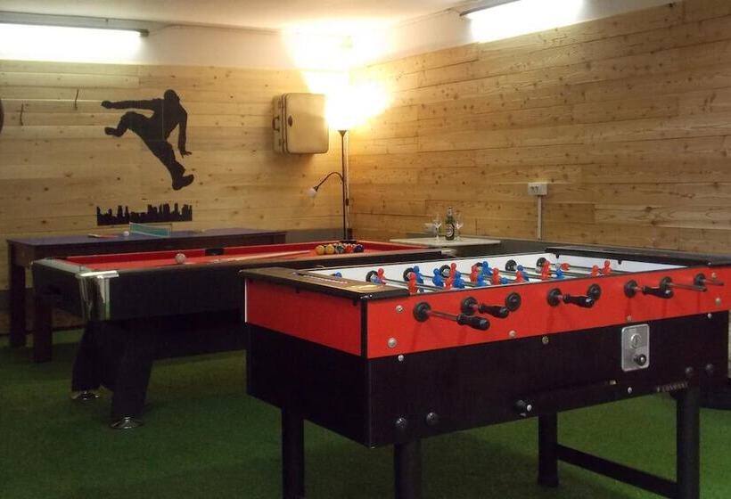 호텔 Hostel Colours