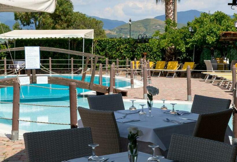 Отель Il Nido - Residence Country House