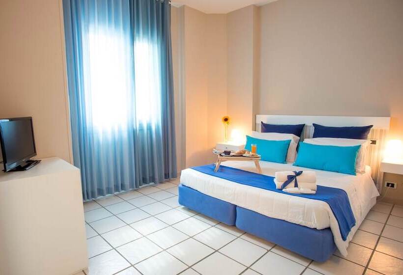 ホテル Isola Lo Scoglio