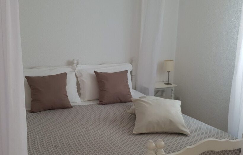 ホテル Isola Lo Scoglio