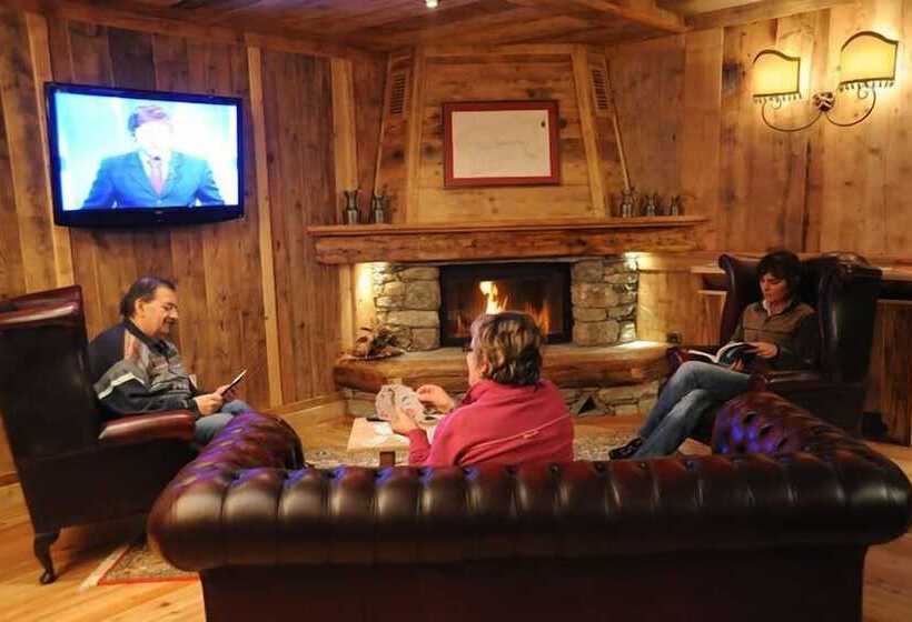 Laghetto Alpine Hotel & Restaurant