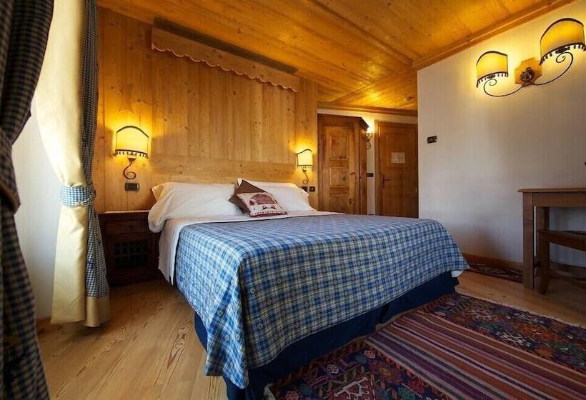 Laghetto Alpine Hotel & Restaurant