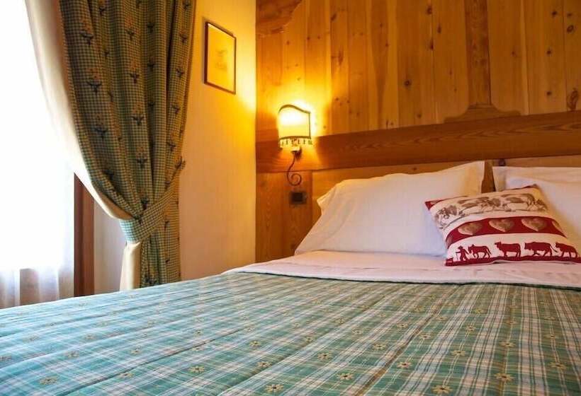 Laghetto Alpine Hotel & Restaurant