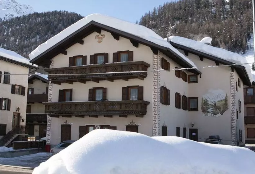 هتل Livigno Apartment
