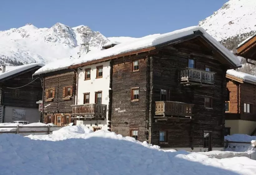 هتل Livigno Apartment