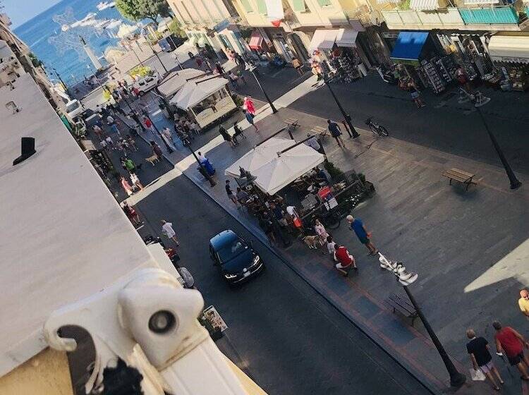 Отель Meublè Casa Mannini Rooms