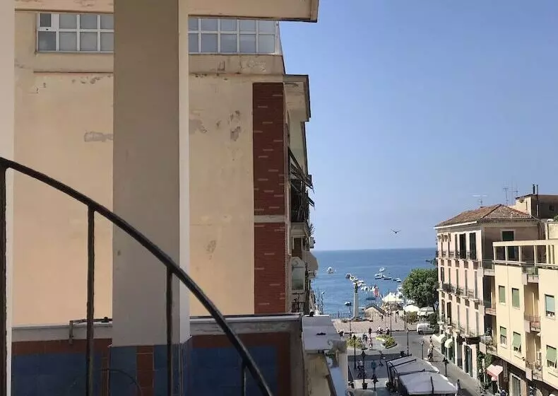 هتل Meublè Casa Mannini Rooms