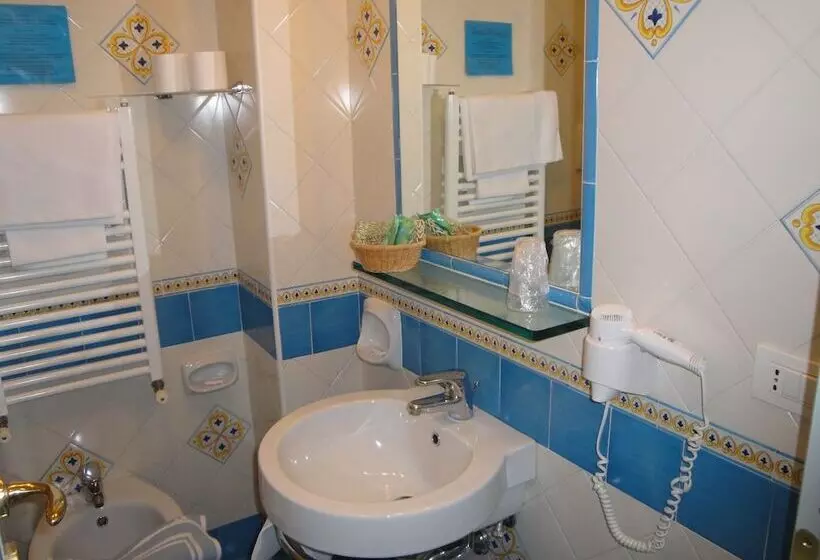 هتل Meublè Casa Mannini Rooms
