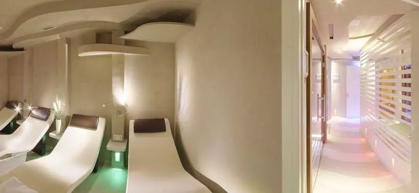 ホテル Suite & Spa Mirabel