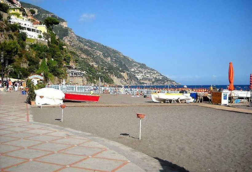 호텔 Villa Costanzo