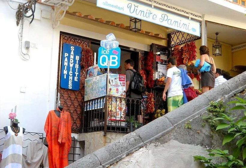 호텔 Villa Costanzo