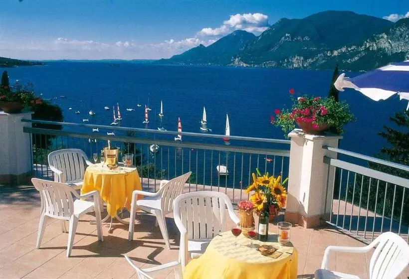 هتل Villa Orizzonte