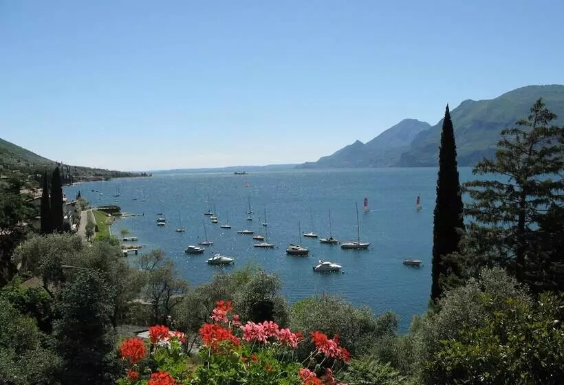 هتل Villa Orizzonte