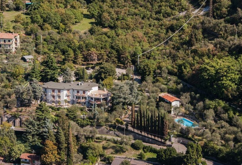 هتل Villa Orizzonte