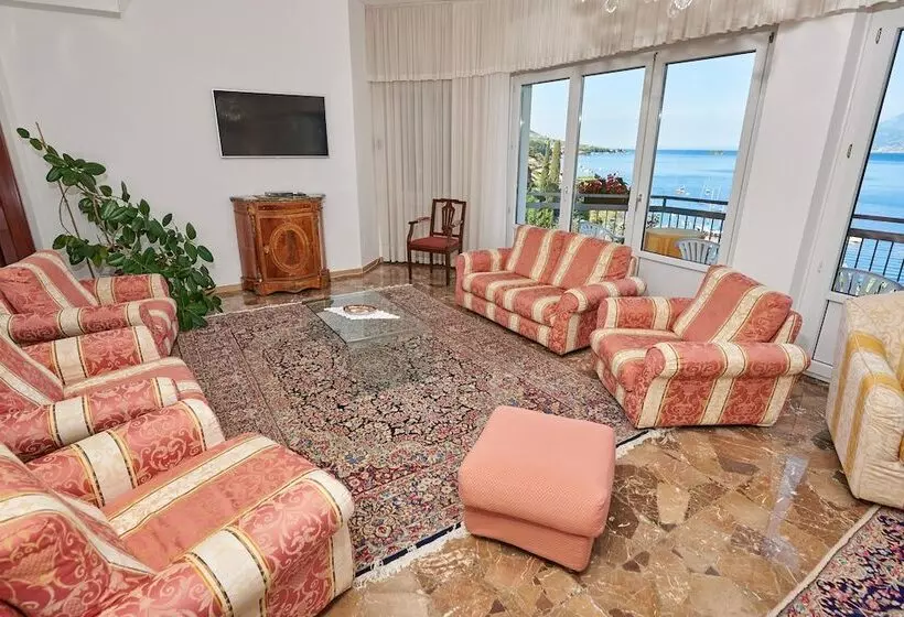 هتل Villa Orizzonte