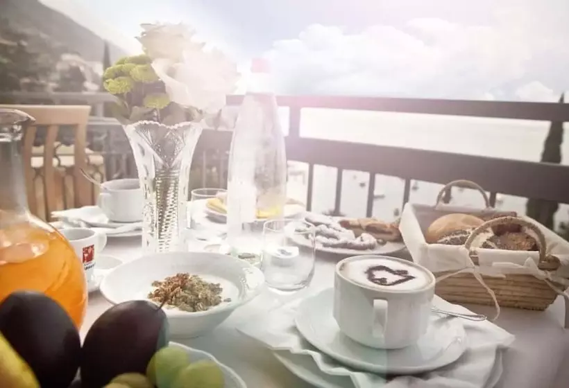 هتل Villa Orizzonte