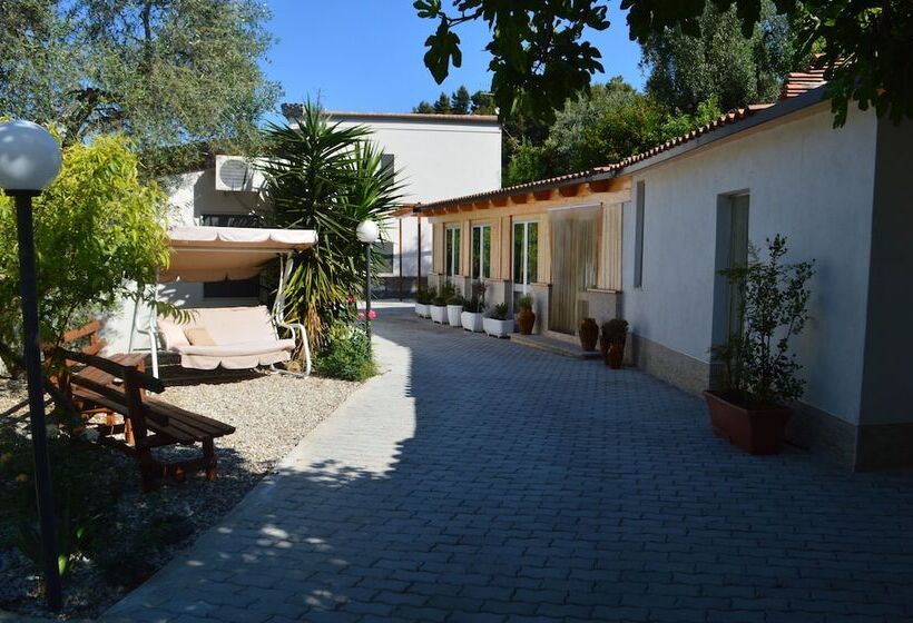 ホテル Agriturismo Valle Dei Gelsi