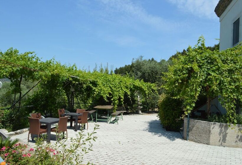 ホテル Agriturismo Valle Dei Gelsi