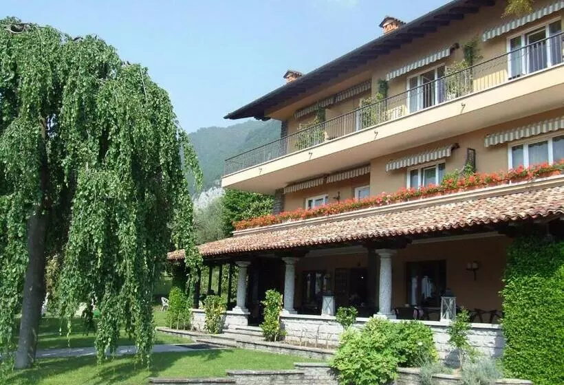Hotelli Villa Edy